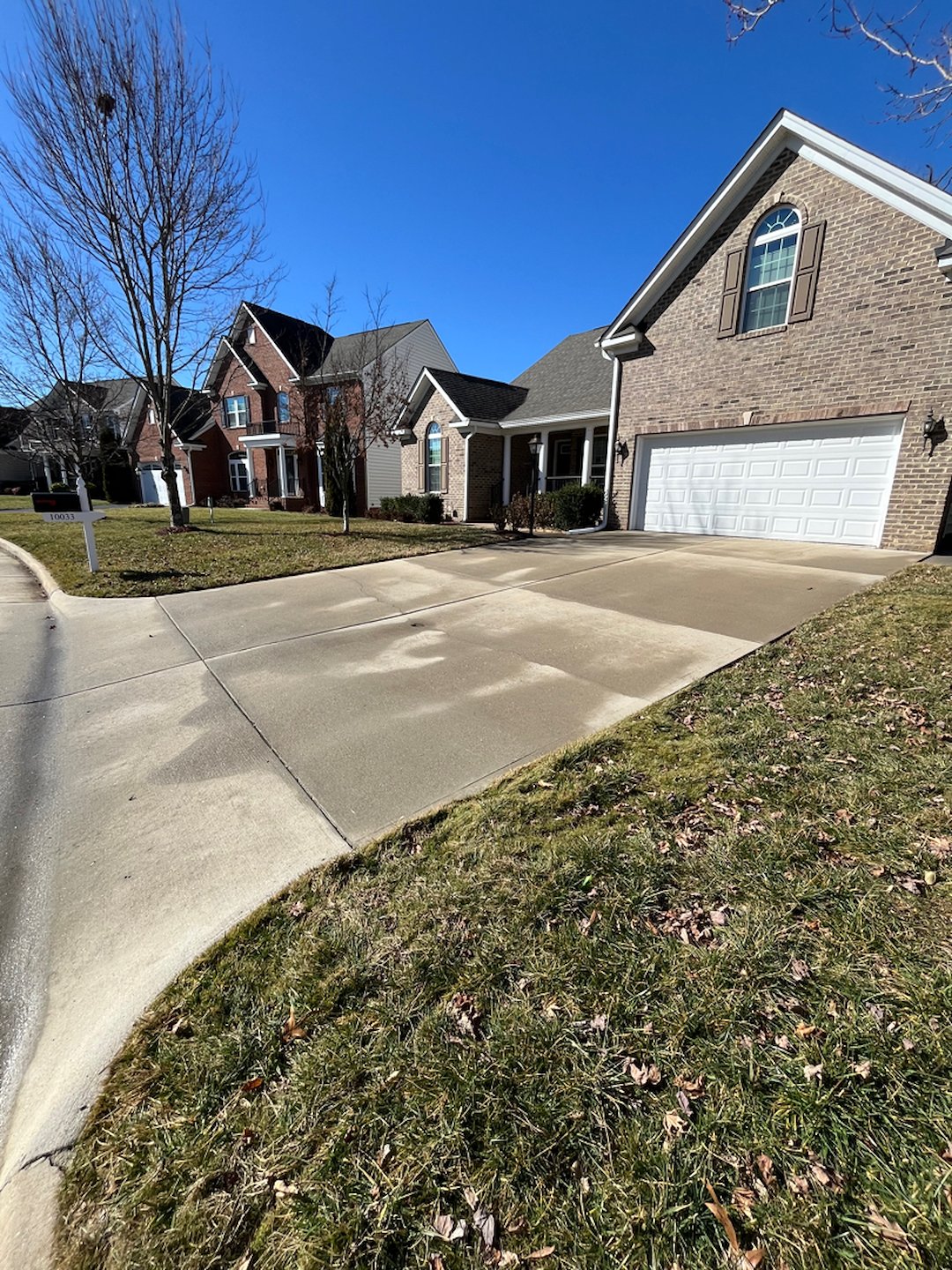 Advanced Power Cleaning Revitalizes Driveways, Patios, and Sidewalks in Mechanicsville, VA